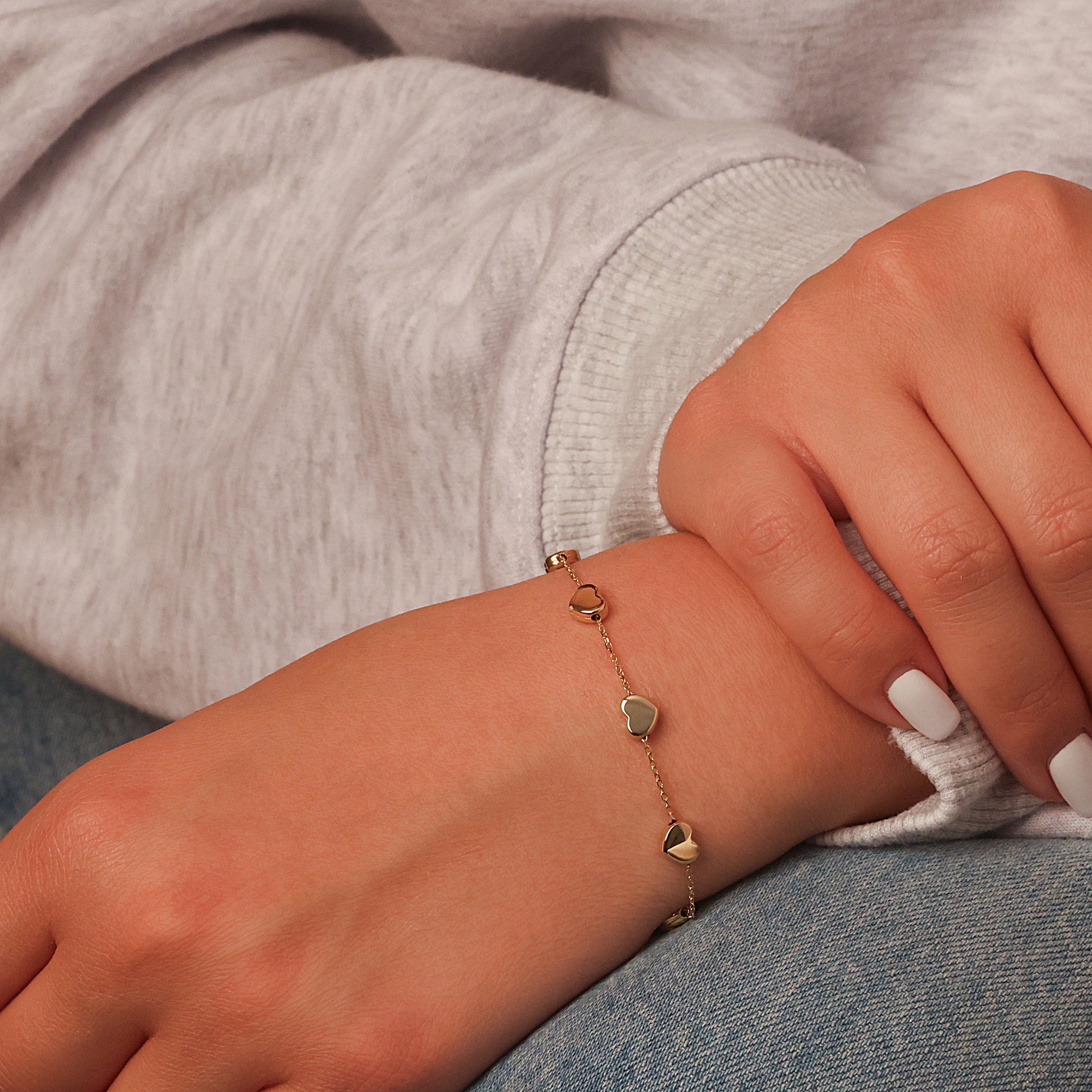 14K Gold High Polished Heart Bracelet, view 2