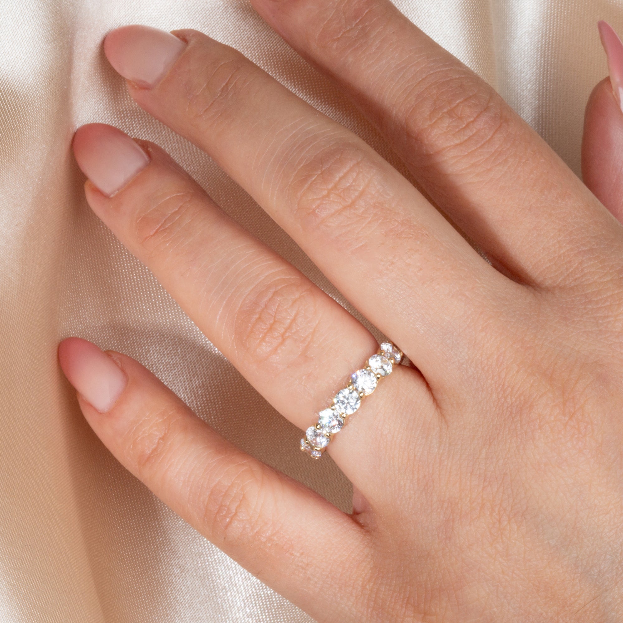 14K Gold Lab-Grown 4ct Diamond Pave Set Wedding Band Ring 4 mm, view 2