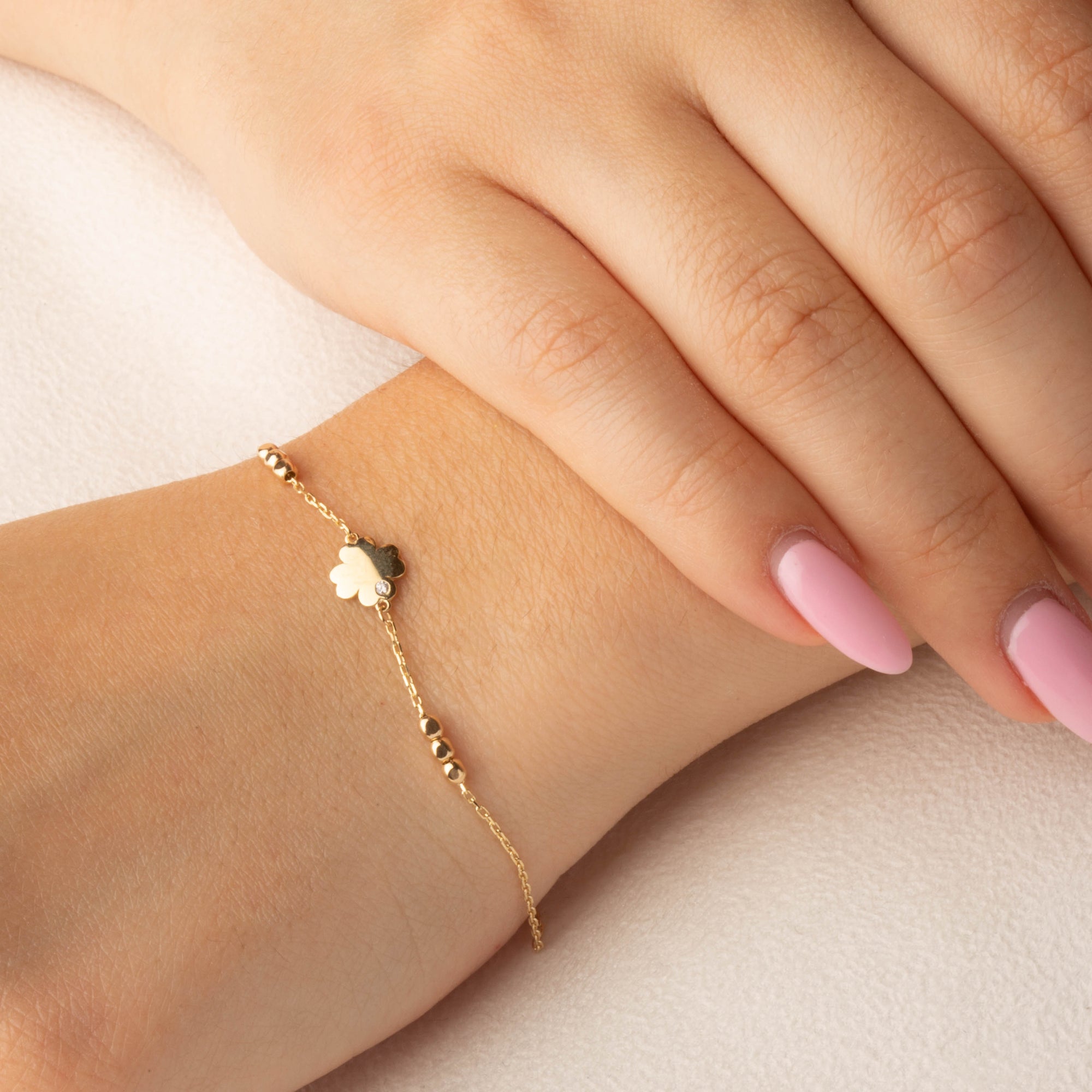 14K Yellow Gold 4 Leaf Clover Lucky Bracelet, view 2