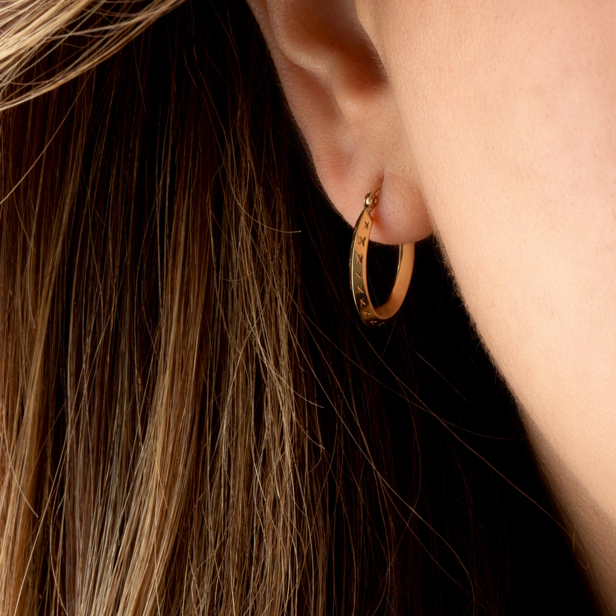 14K Yellow Gold Diamond Cut Horseshoe Hoop Earrings, view 2