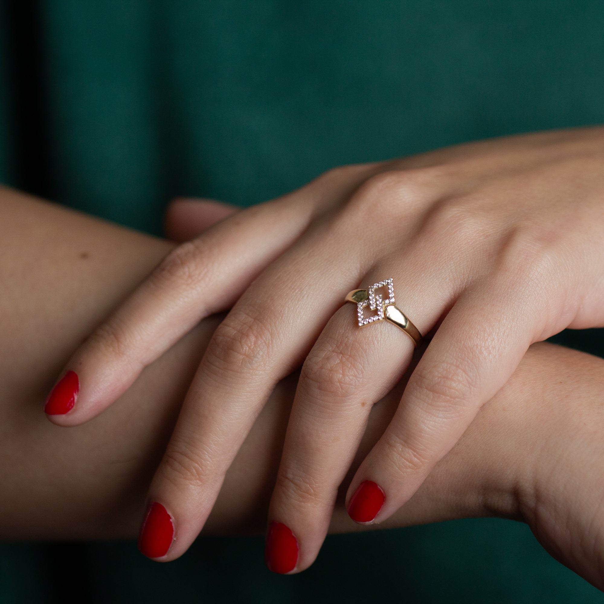 14K Yellow Gold Double Diamond Shape CZ Link Ring, view 3