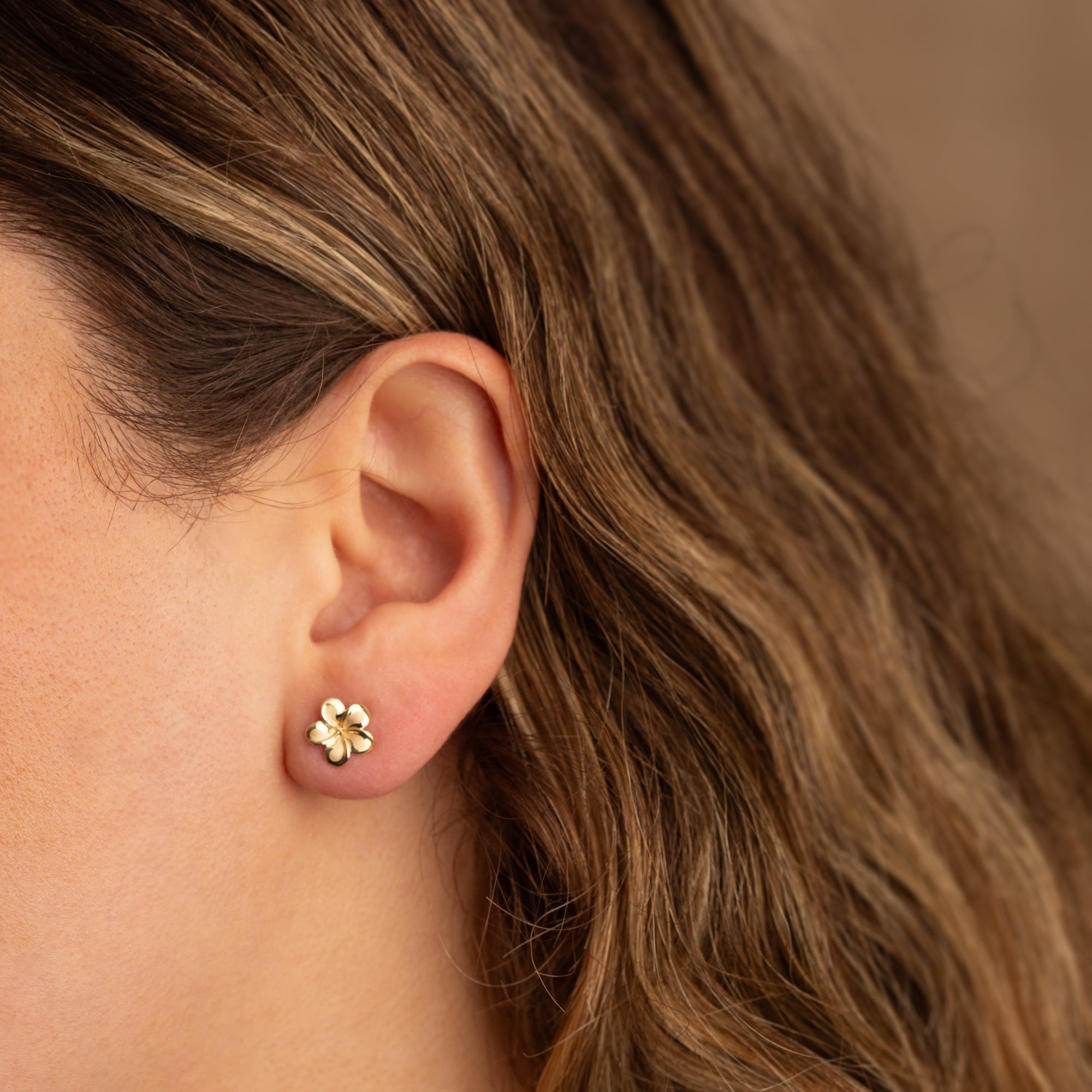14K Yellow Gold High Polish Hawaiian Plumeria Flower Satin Finish Stud Earrings, view 2