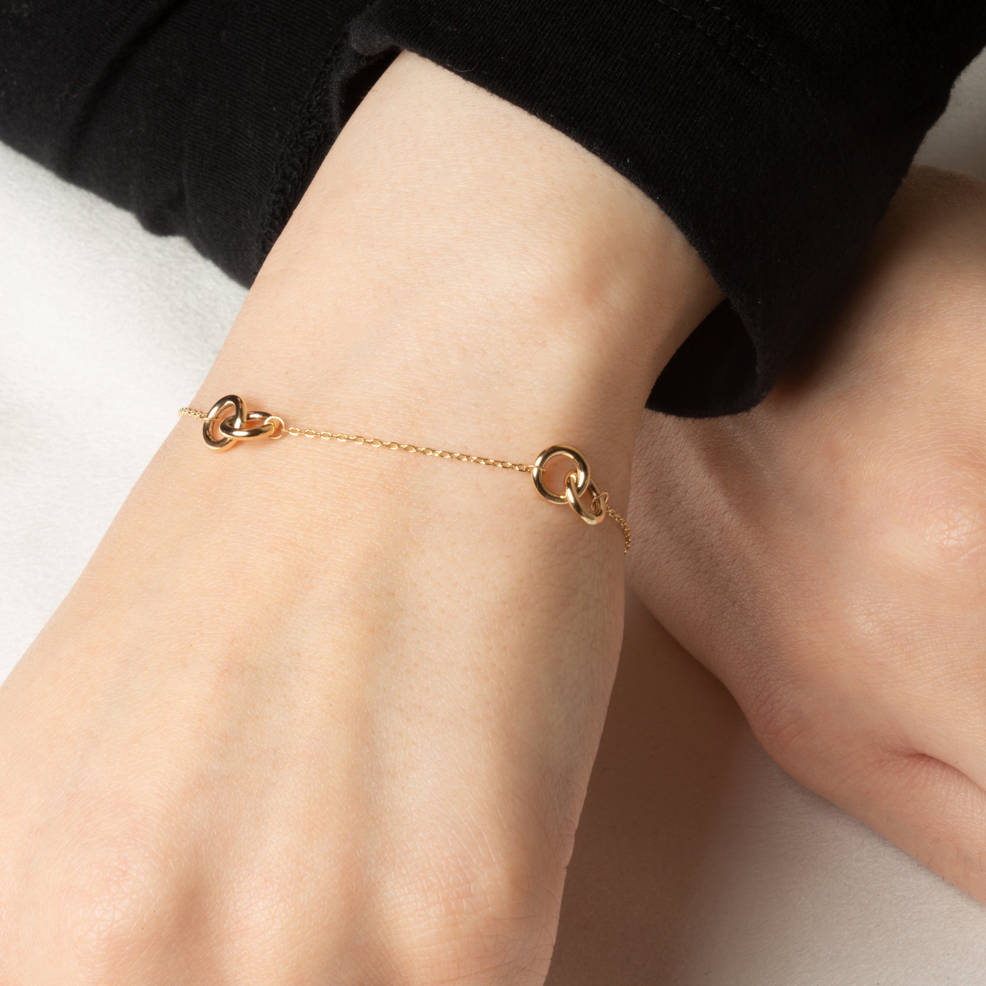 14K Yellow Gold Intertwined Circle Link Eternity Bracelet, view 2