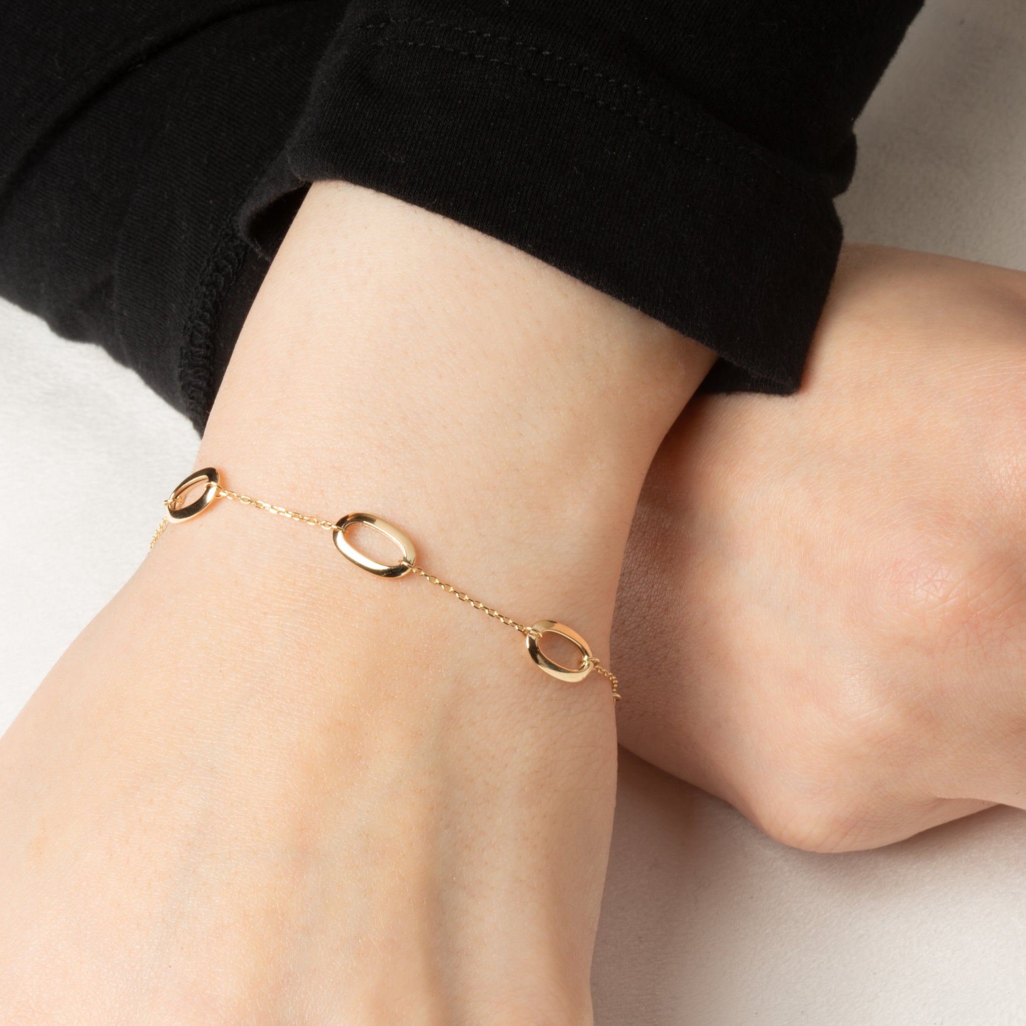 14K Yellow Gold Oval Chain Link Eternity Bracelet, view 2