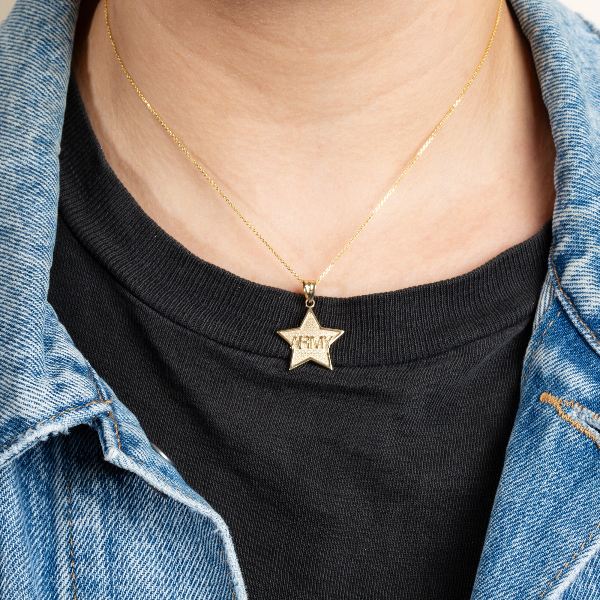 Gold United States Army Officially Licensed Star Pendant Necklace, view 3