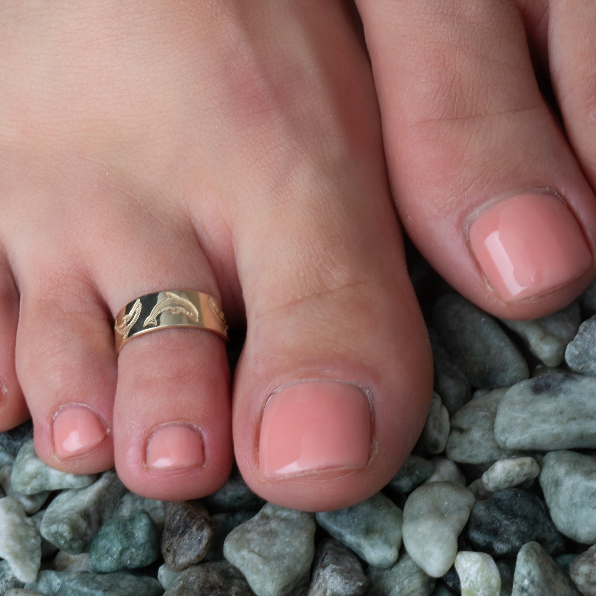 Gold Women's Chic Dolphin-Inspired Toe Ring, view 2