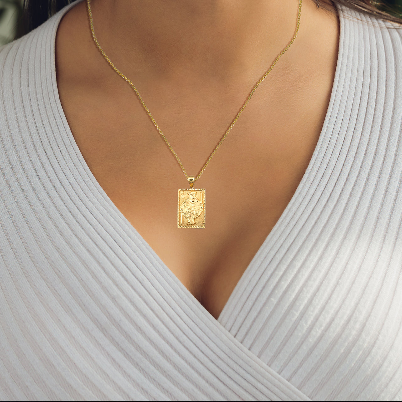 Solid Gold Diamond Cut King Of Hearts Playing Cards Pendant Necklace, view 3