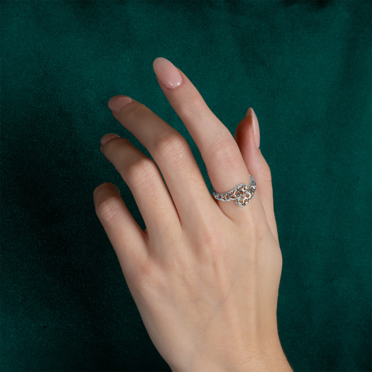 Sterling Silver Honeycomb Beehive Wraparound Band Ring, view 2