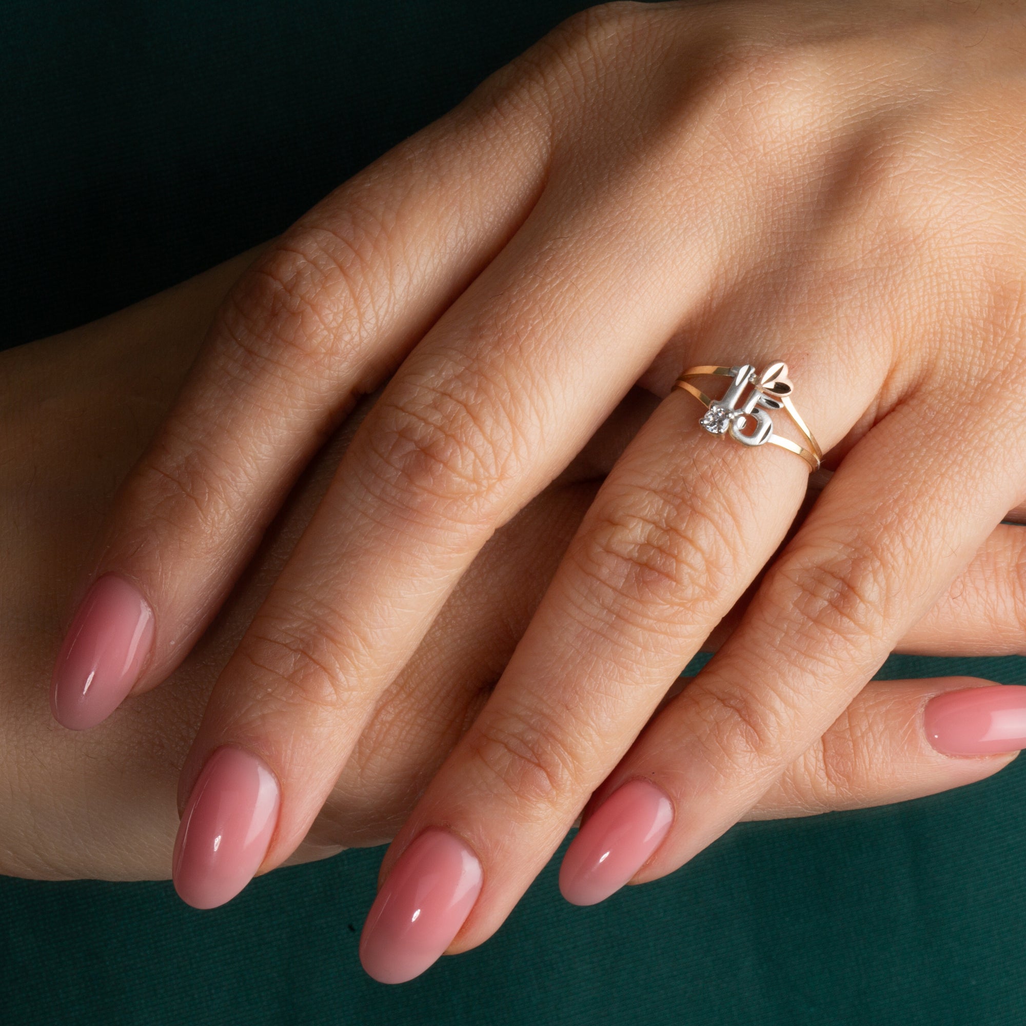 Tri-Color Gold Cubic Zirconia 15 Años Heart Quinceañera Diamond Cut Ring, view 2