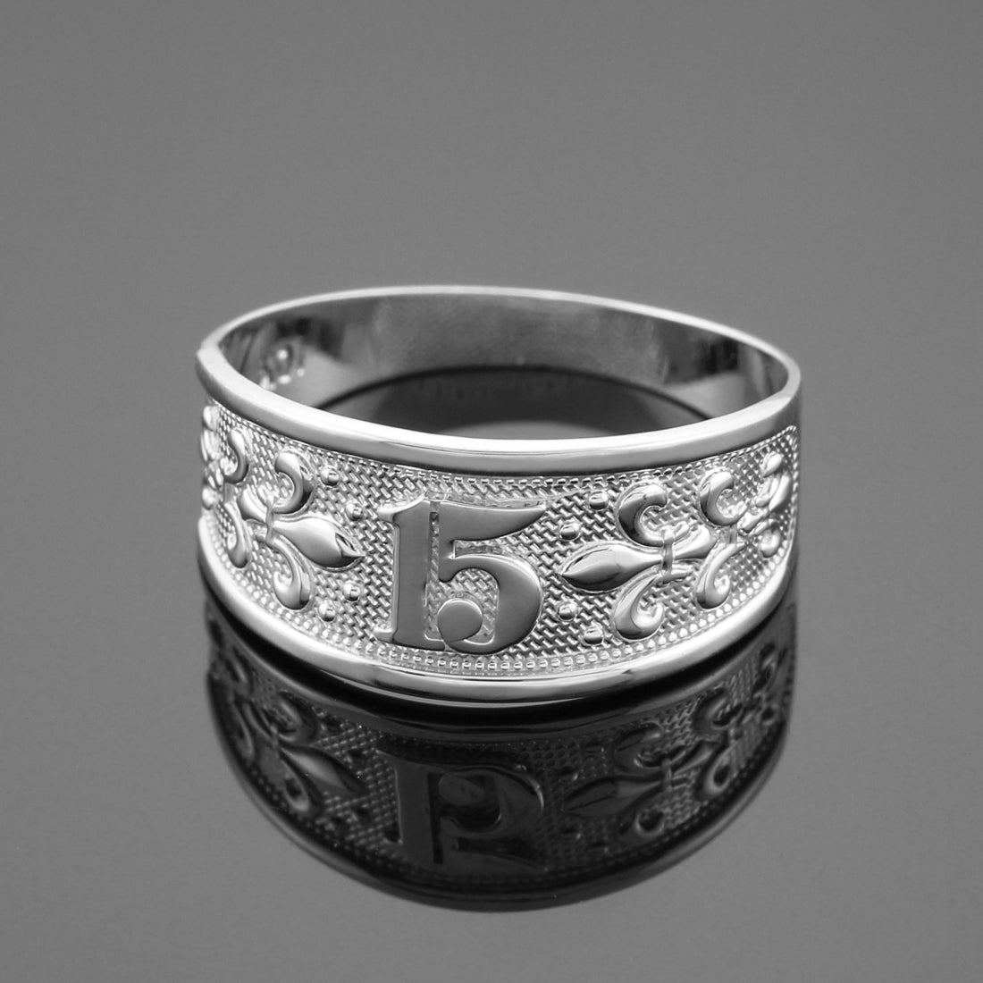 White Gold 15 Años Fleur-de-lis Quinceañera Textured Band Ring, view 2
